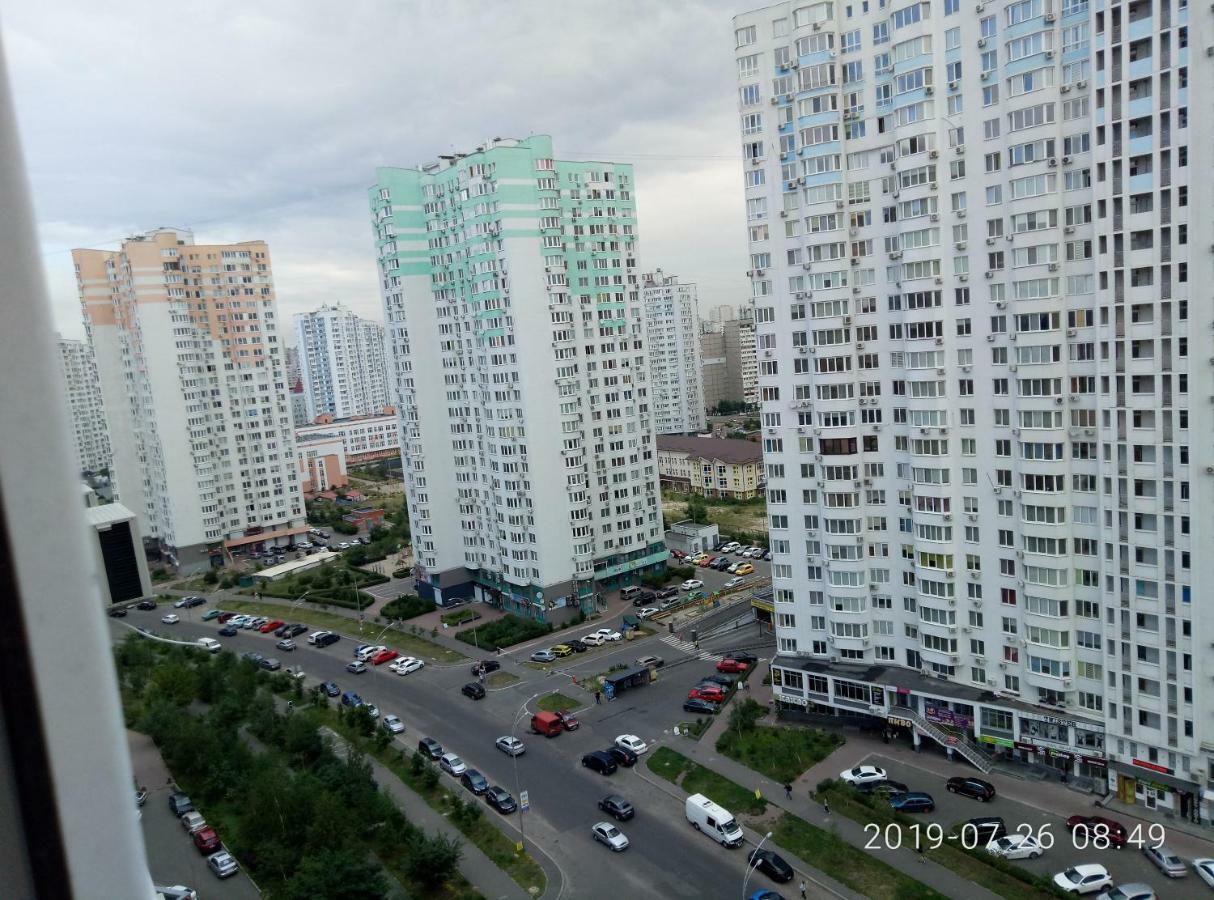 Люкс Апартаменты На Позняках Kiew Exterior foto